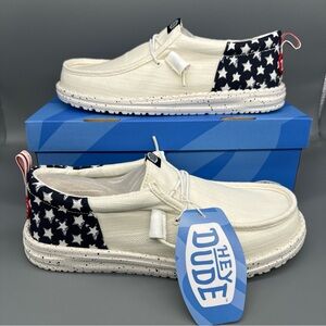 NEW Hey Dude Wally Funk Americana Stars Shoes Slip On Comfort White Mens Size 8